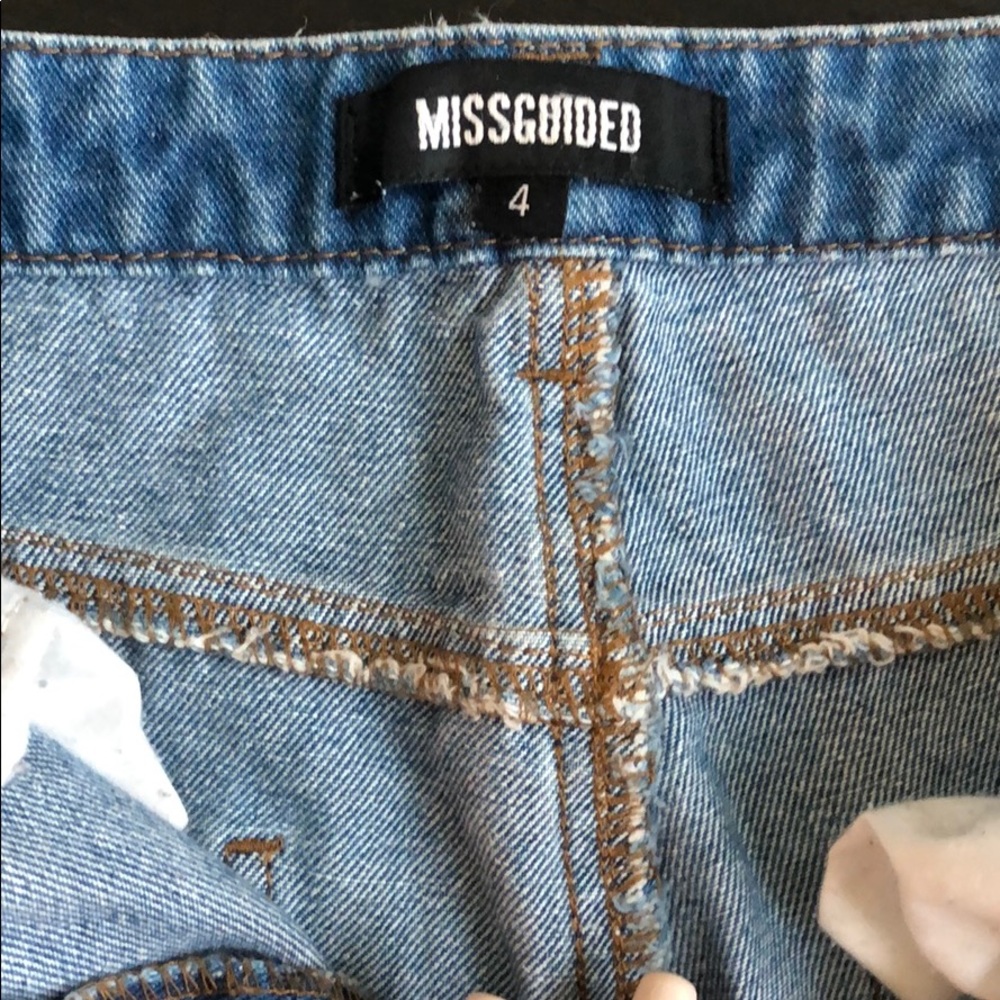 Jeans - Picture 2 of 5